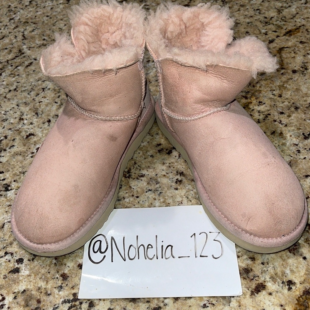 UGG Mini Bailey Button Bling